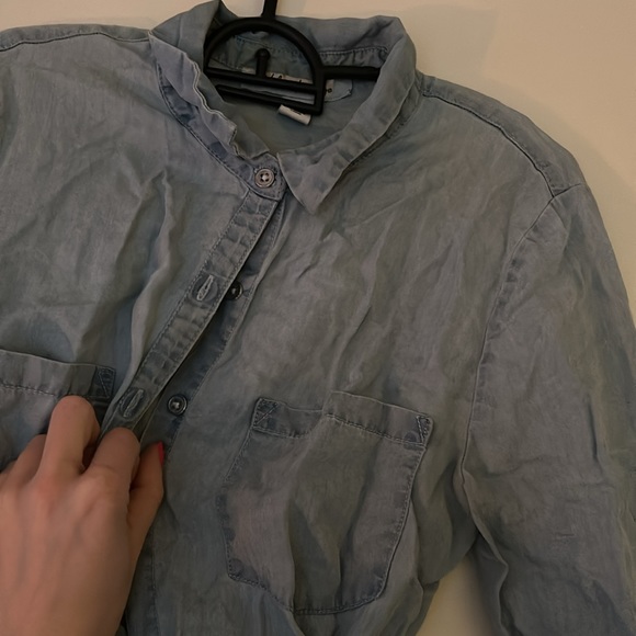 Denim dress, waist tie, collar, button up, 3/4 length sleeves - Picture 2 of 3